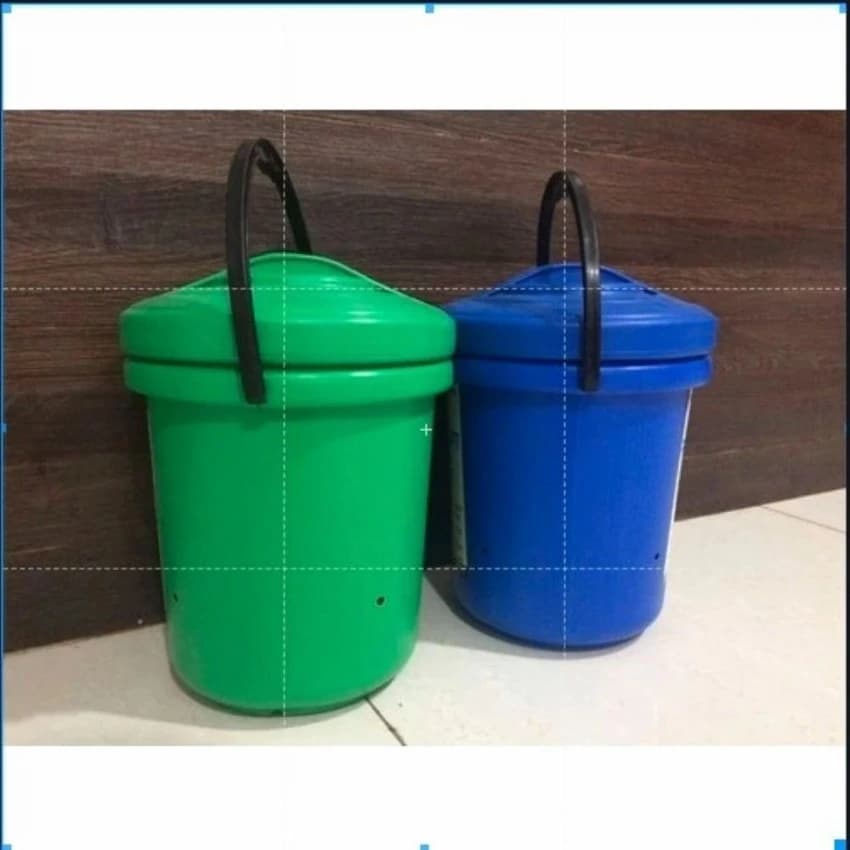Plastic Blow Moulded Bucket, Capacity: 5 L
