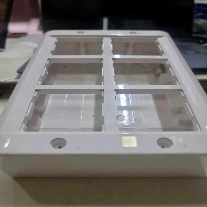 Sargo,oswal Pvc Modular Open Surface Box, White, Plastic
