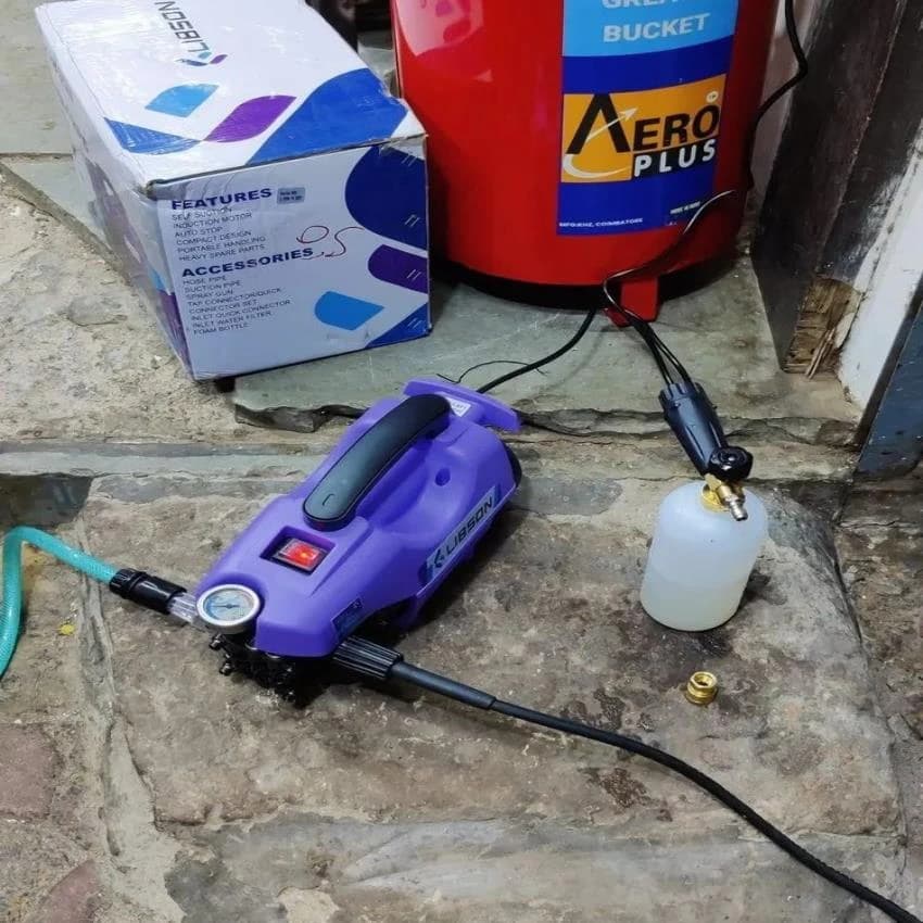Portable High Pressure Washer 130 Bar Pressure, 1000 Watt