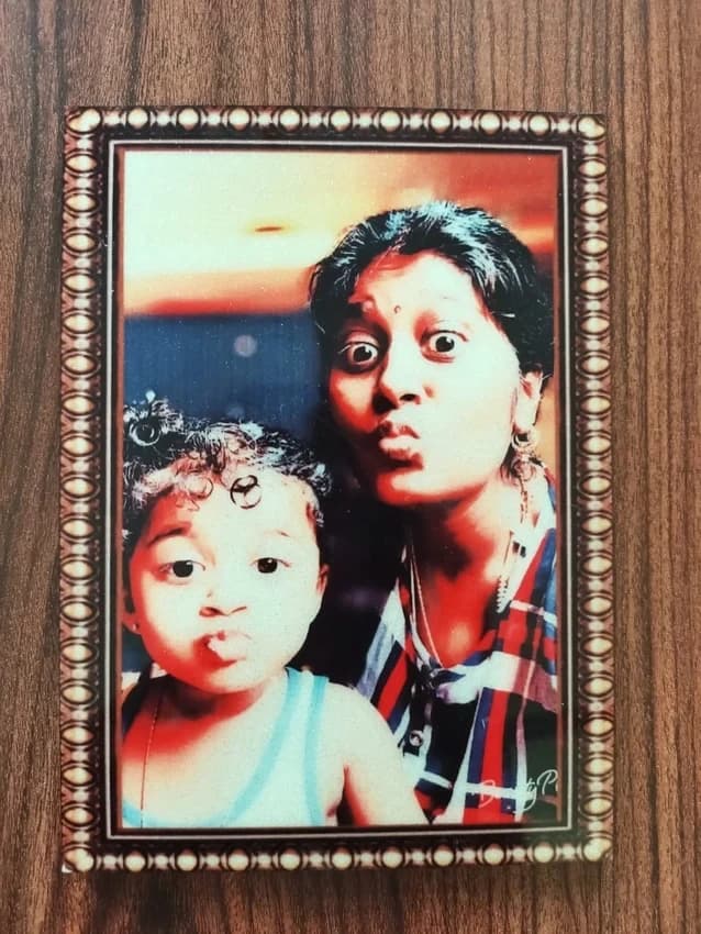 Wood Fridge Magnetic Photo Frame (Customizable Shape)