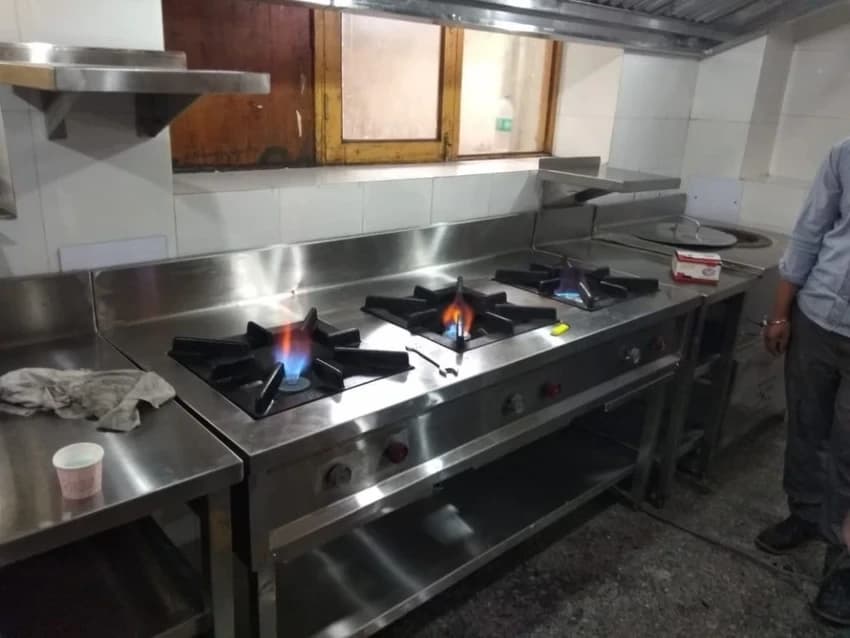 JKE 3 SS Commercial Bhatti, For Kitchen, Size: 1650x700x850+150mm