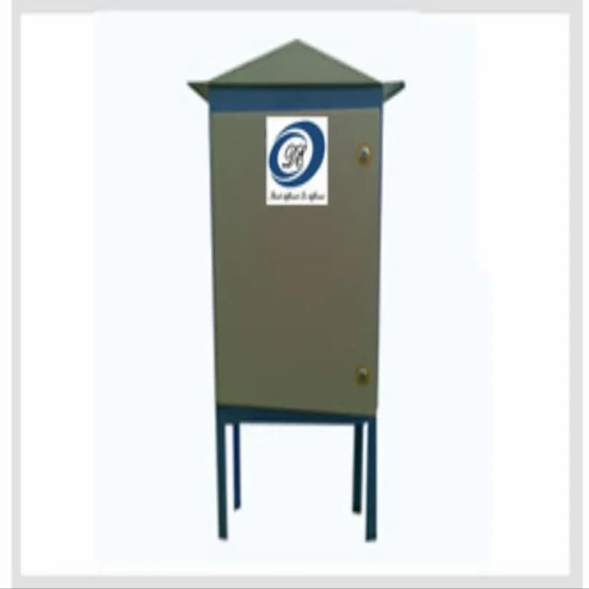Outdoor Feeder Pillar