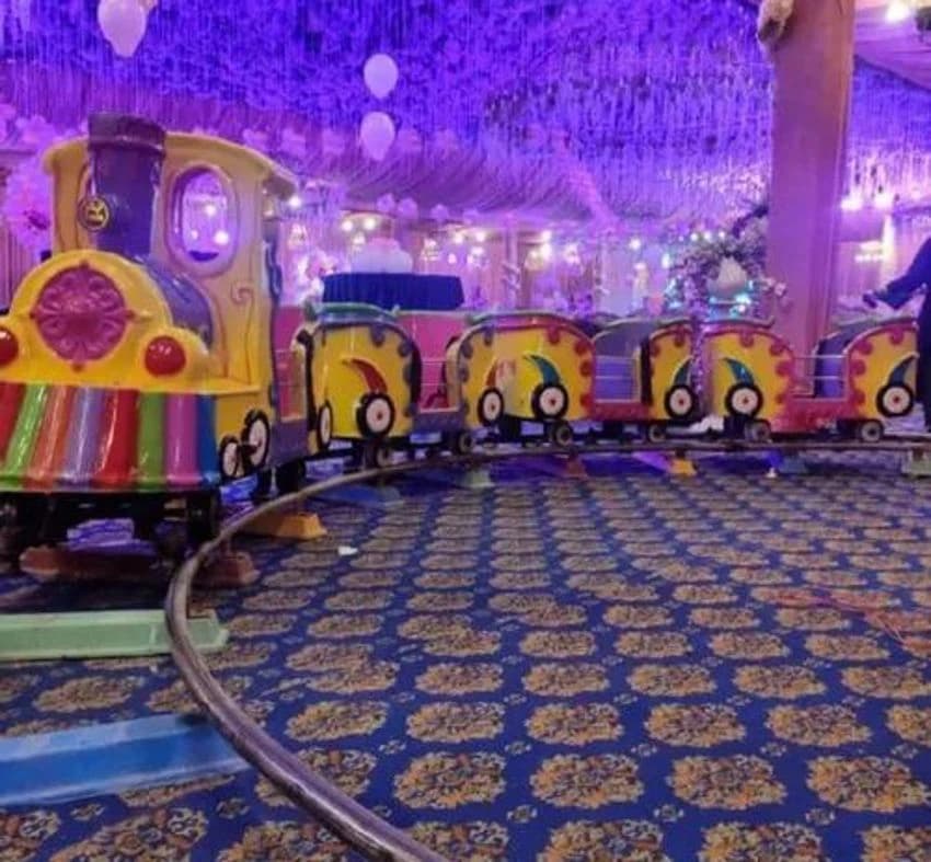 MS and Iron Electric Train Amusement Rides, Capacity: 5 Kids