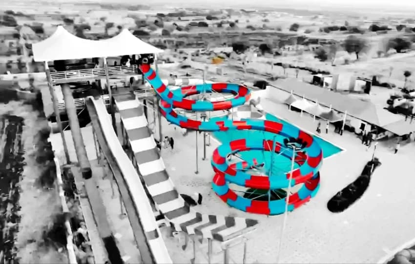 Open Tube Water Slide, 750 mm, Slide Height: 30 ft