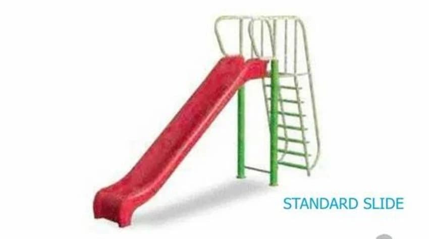 Play Equipment Plastic Outdoor Playground Slide, Size: 10 Ft, Age Group: 5 To 12