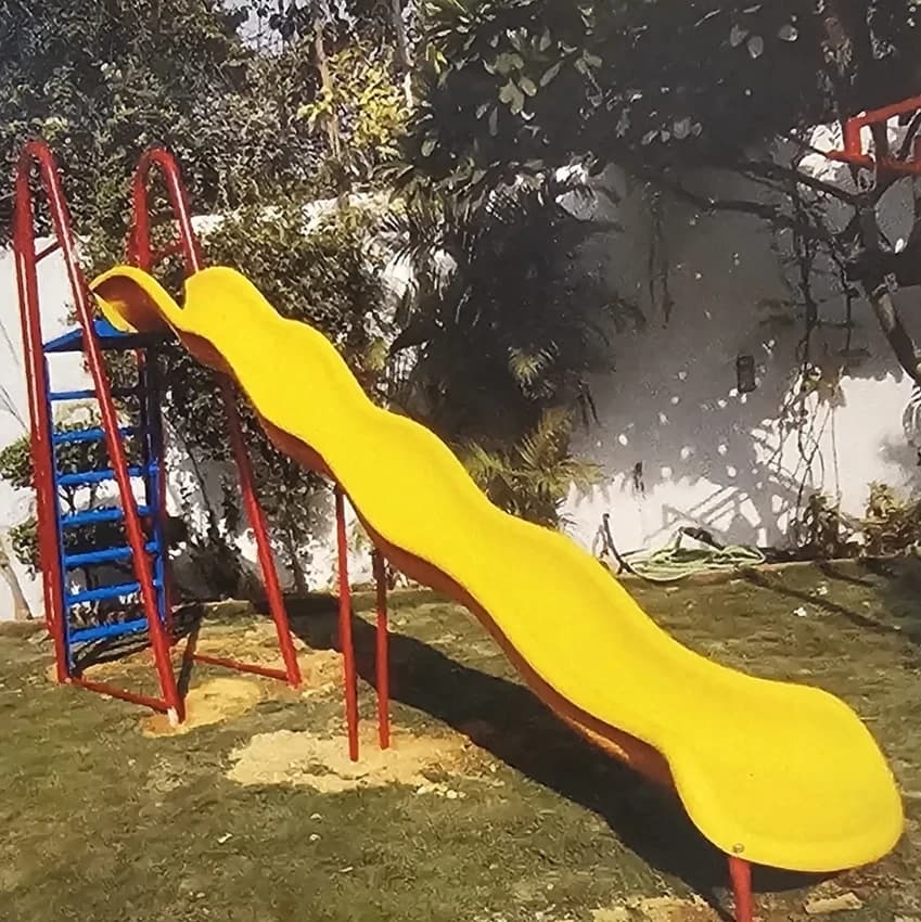 Wave PVC Outdoor Playground Slide, 12 ft