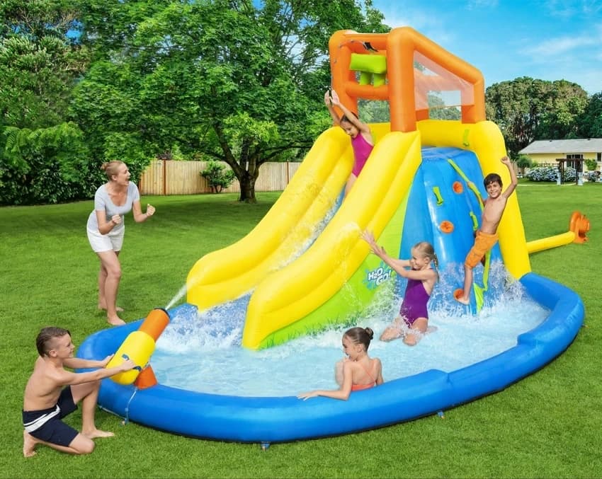 Mount Splash Mega Inflatable Water Bouncy