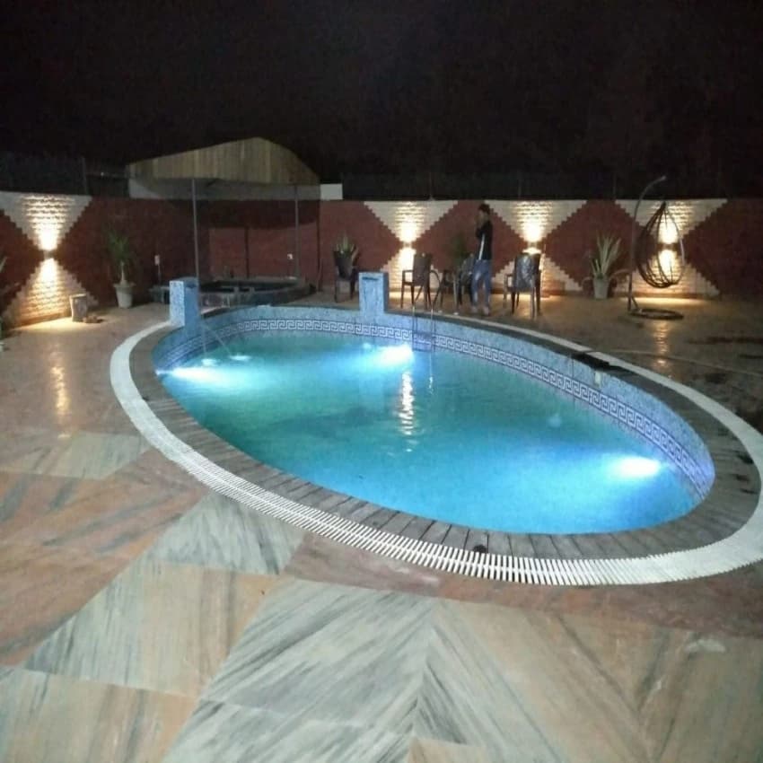 Swimming Pool, For Hotels/Resorts, 4 Feet
