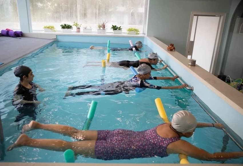 FRP Hydrotherapy Swimming Pools, For Clinic