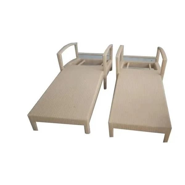 Swimming Pool wicker Lounger