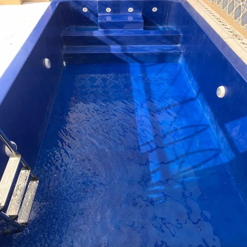 Prefabricated pool