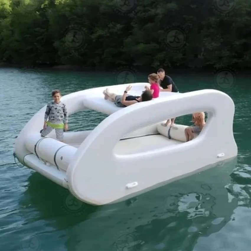 INFLATABLE PORTABLE WATER BOAT