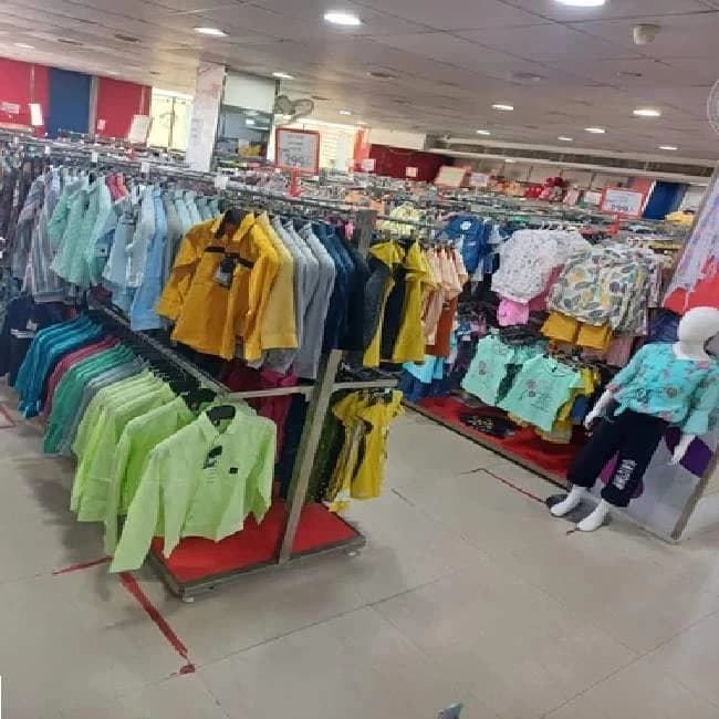 Adjustable Garment Rack
