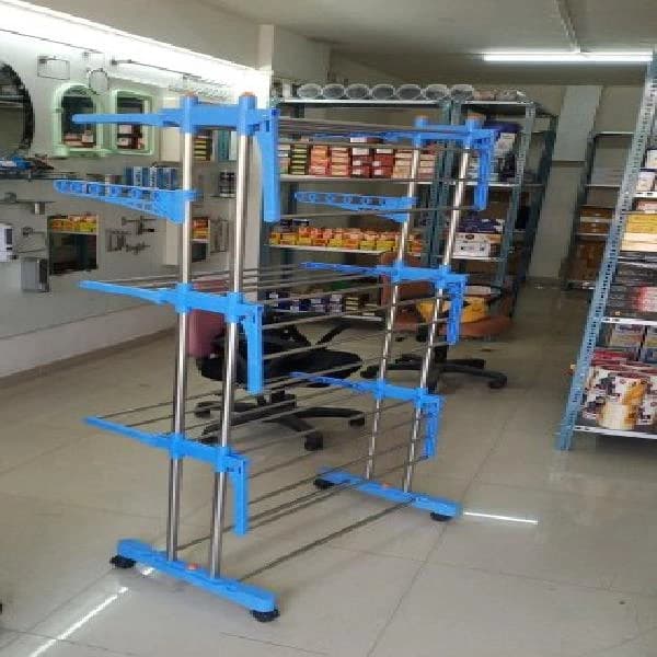 Cloth stand