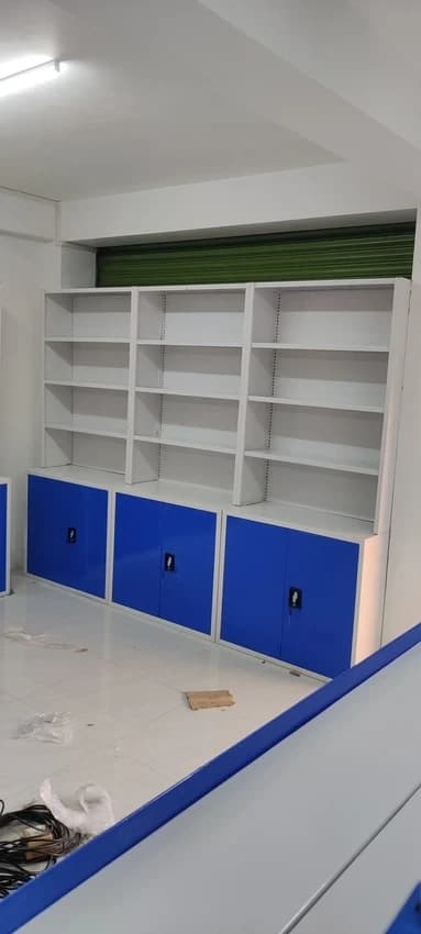 Stainless Steel Free Standing Unit Pharmacy Display Rack