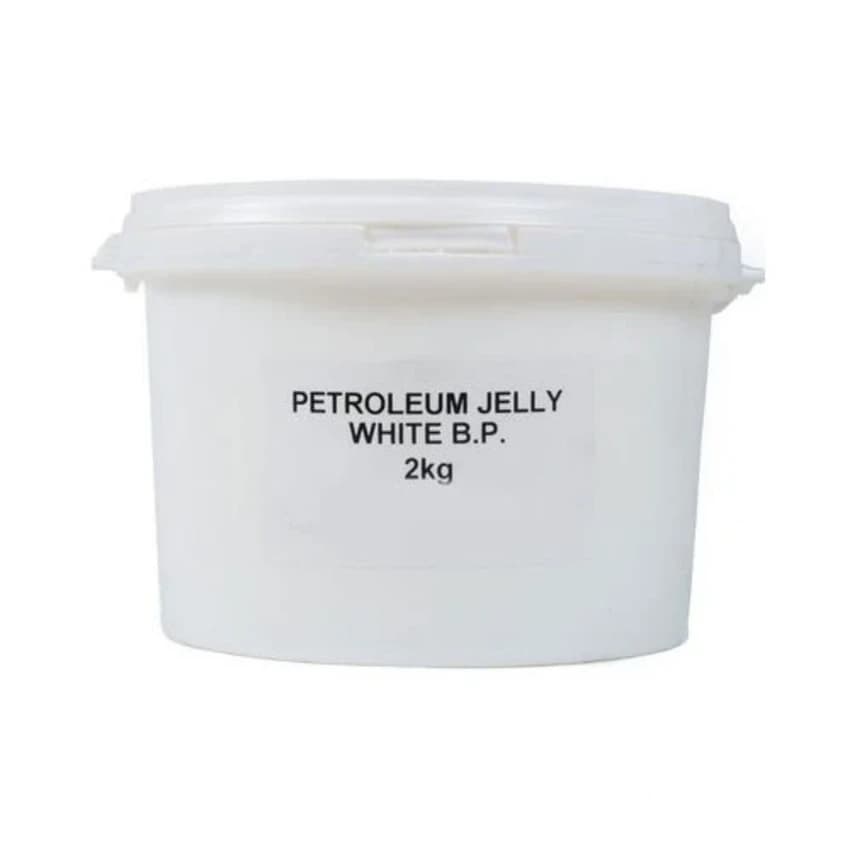 Divyol White Petroleum Jelly, Packaging Size: 180 Kg
