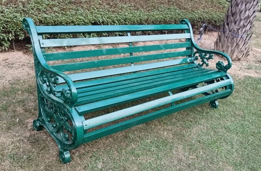 Cast Iron Outdoor Benches, With Backrest, 3 Seater