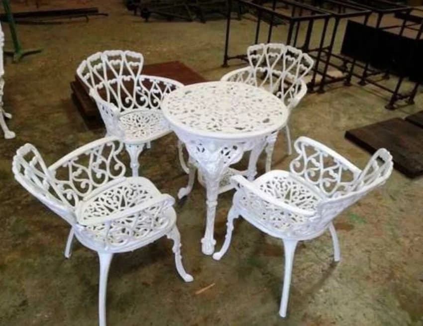 White Cast Iron Garden Table Chair, With Armrest
