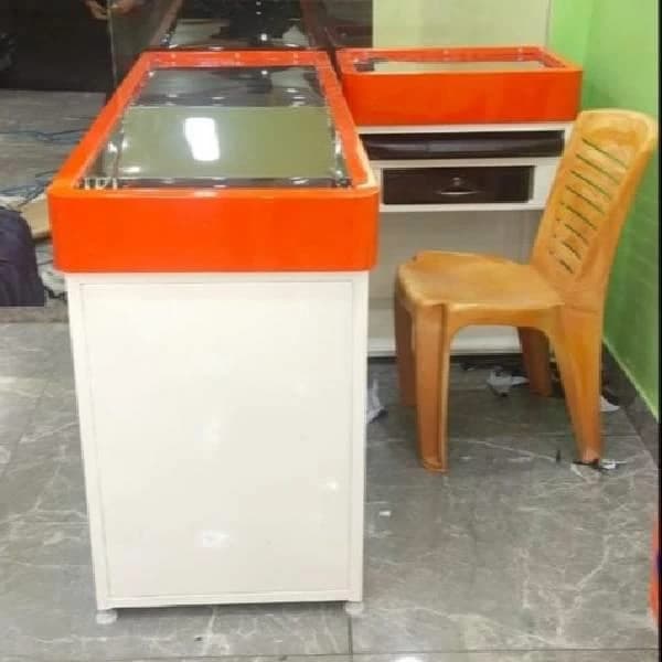 Electronic cash counter