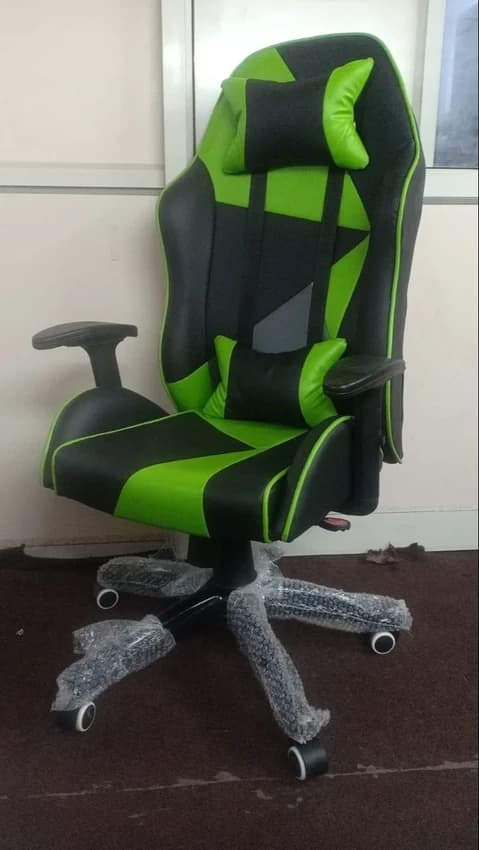DI GAMEING CHAIR