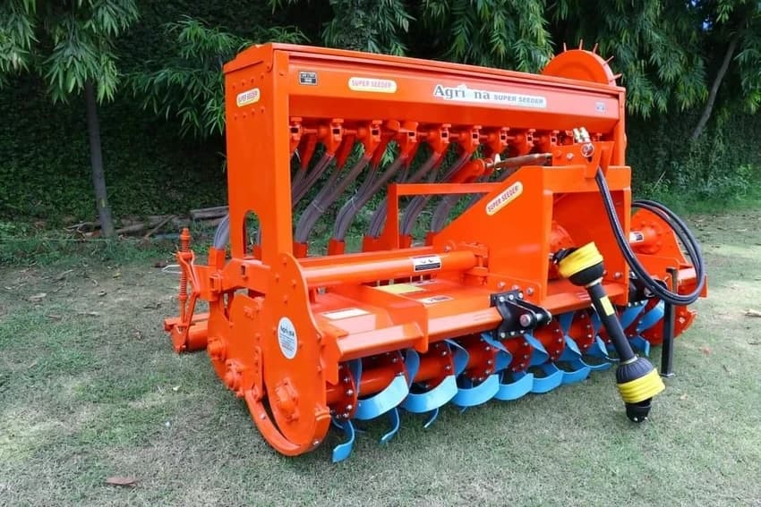 Agriona 2.10 Mtr Super Seeder Super Happy Seeder, Tractor HP: 45, Number of Tynes: 60