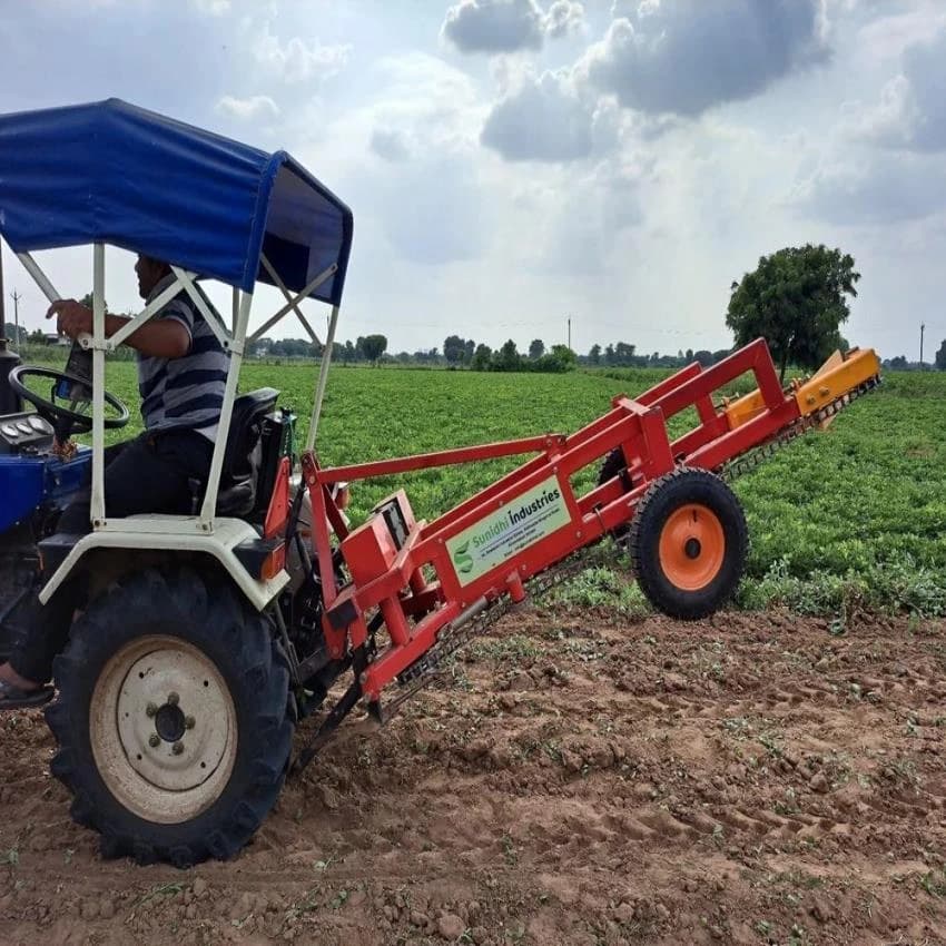 Tractor Operated Groundnut Digger