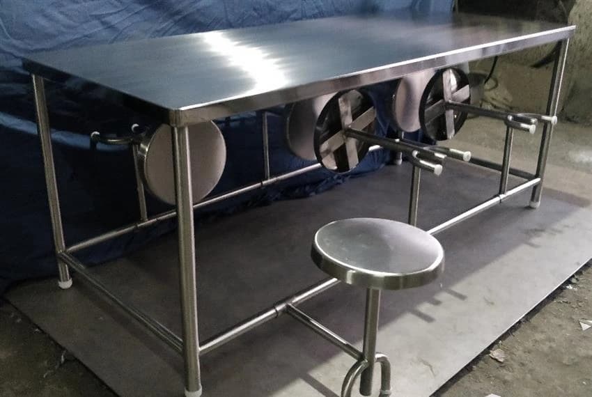 Shree Silver Canteen Furniture, Seating Capacity: 6, Shape: Rectangular