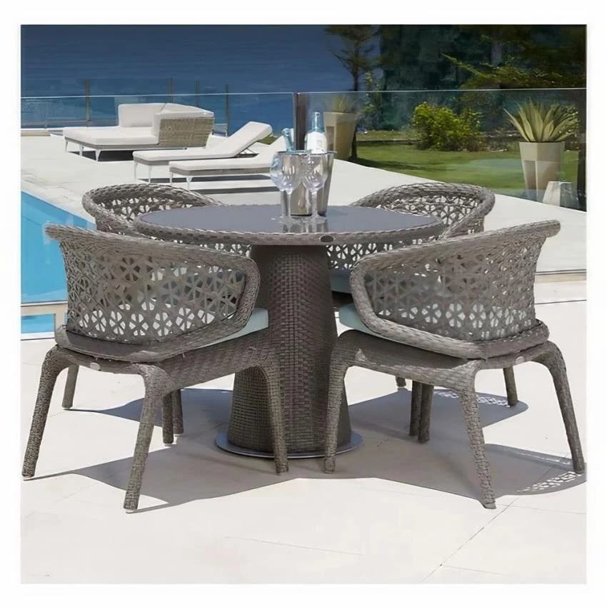 Hoch Wicker 4 Seater Outdoor Dining Set In Aluminium Frame