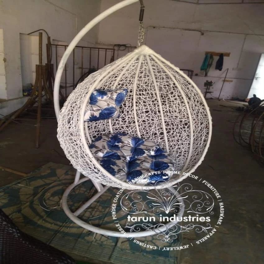 White Wicker Cane Jhula Swing In Tarun Industries