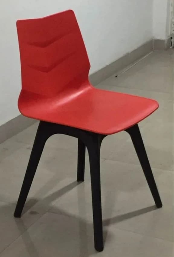 Plastic Classic Cafeteria chair