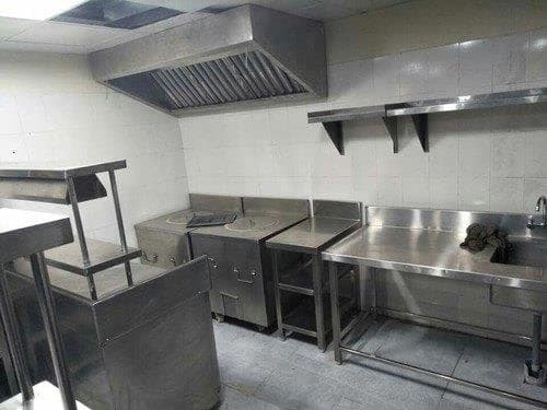Hotel & Restaurant Kitchen Counters