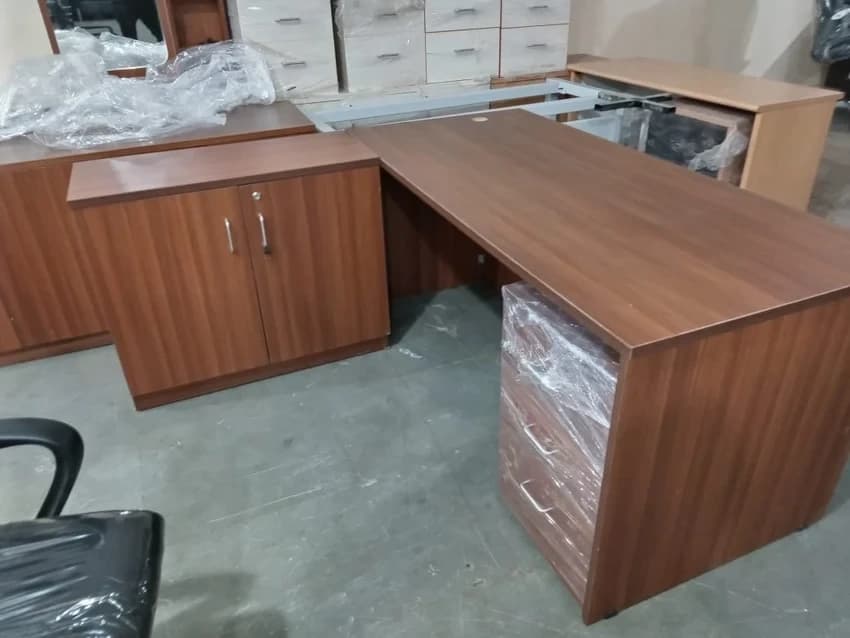 3 MDF L Shape Modular Office Table, With Storage