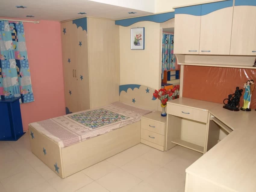 Engineered Wood 190X91 cm (6.25X3 Ft) Wooden Single Bed, Storage Type: With Box Storage