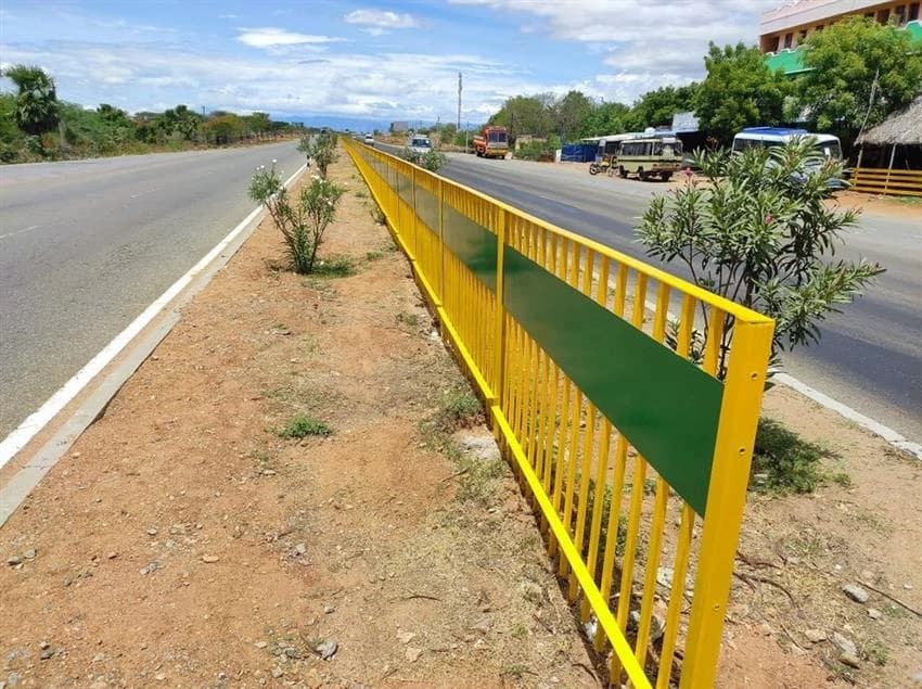 MS Highway Pedestrian Guard Rails