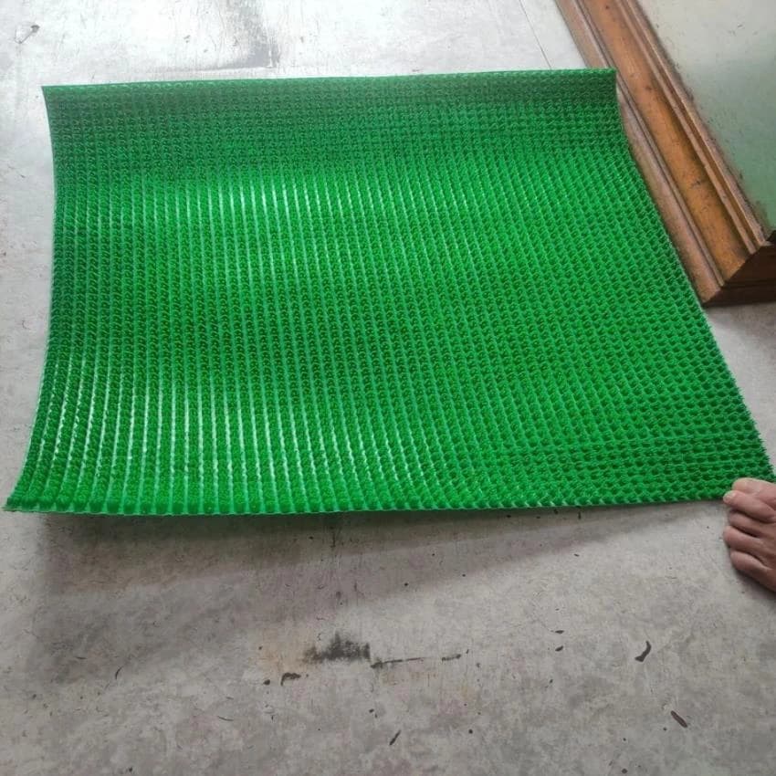 Green PVC Plastic Mat, For Home, Mat Size: 2x3 Feet