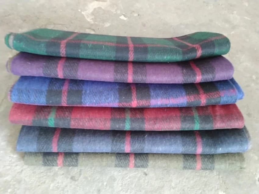 1 kg To 2.5 kg Single Relief Donation Blanket, woolen blanket