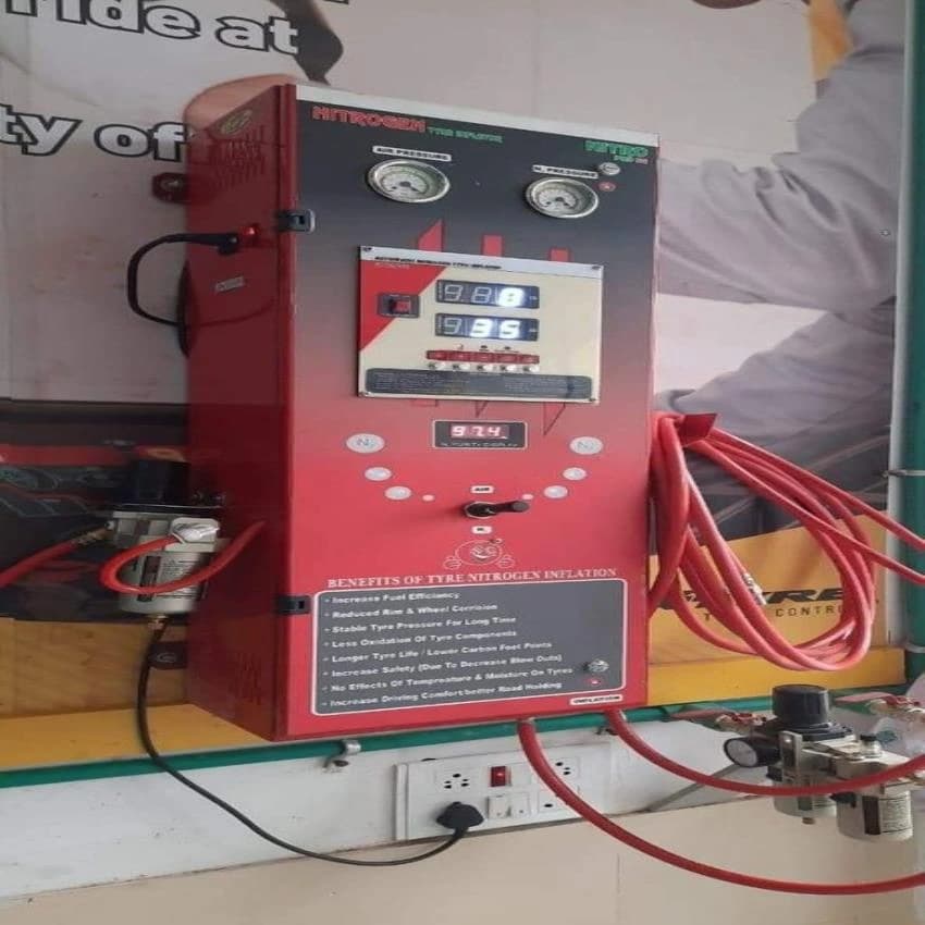 LED Online Nitrogen Inflator, For Tyre Shop, Model Name/Number: N90 Plus