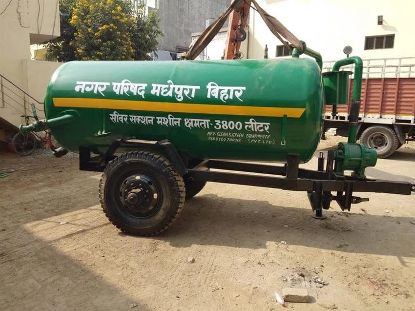 Tractor Attached Sewer Suction Machine, Capacity: 3000 Ltr, Model Name/Number: CGESSM-3KLT