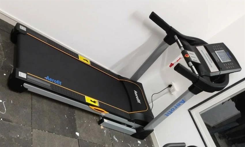 Master Fitness 1.75 HP Manual Gym Treadmill, For Commercial, 130 kg