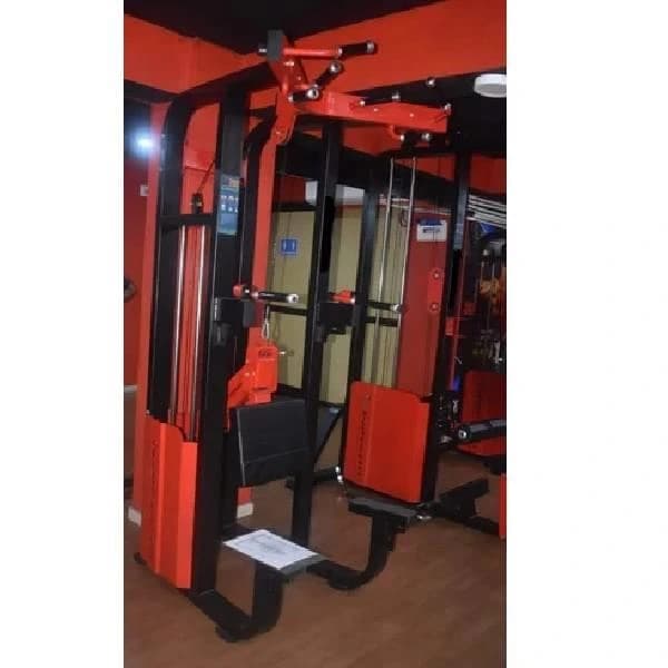 Pec Deck Machine