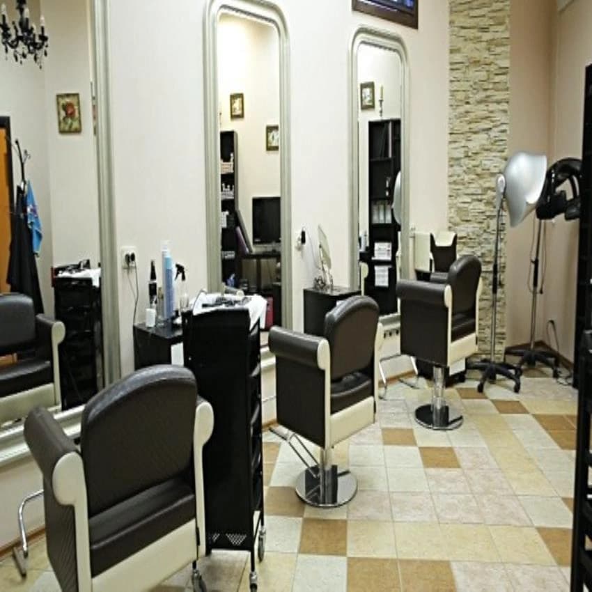 Salon Interior Designing, 3D Interior Design Available : Yes
