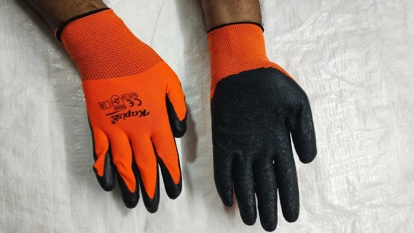 Kapish hand gloves orange black latex crinkle