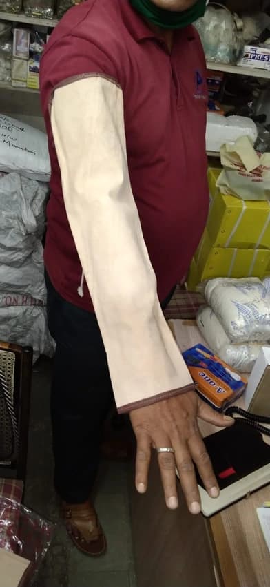 Leather Hand Sleeves, For Industrial, Size: 22inch Long