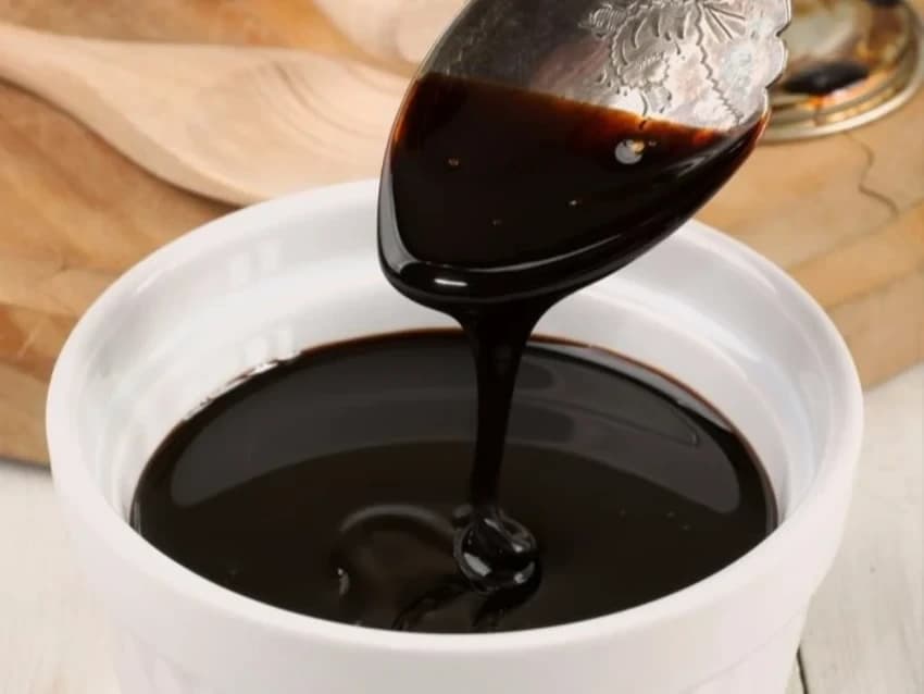 Dark Brown Molasses, Packaging Size: 50 kg & 300 kg