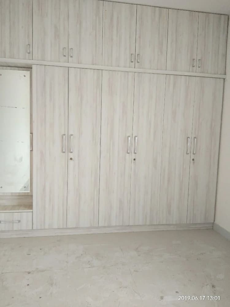 Wooden Modular Wardrobe
